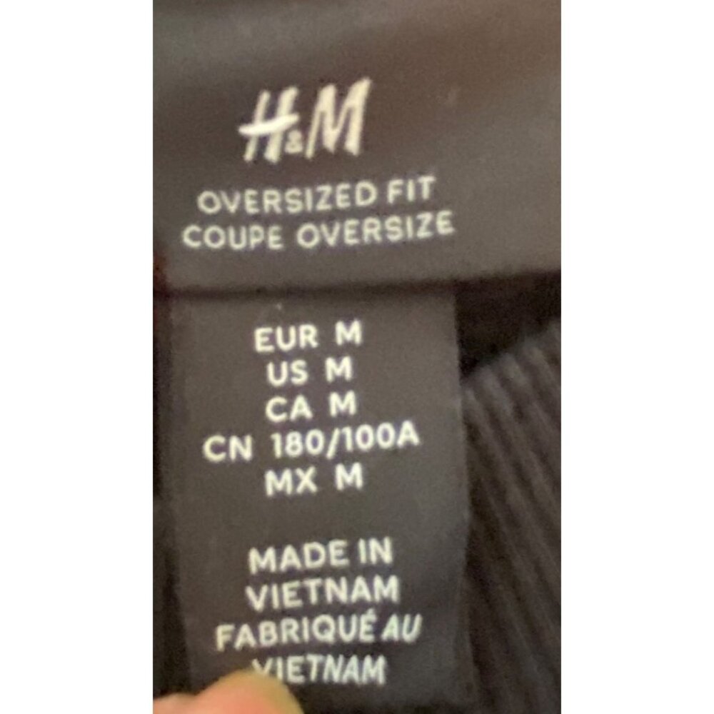 H&M Oversized Fit Black Sweatshirt With Graphic Print Medium - Picture 3 of 8